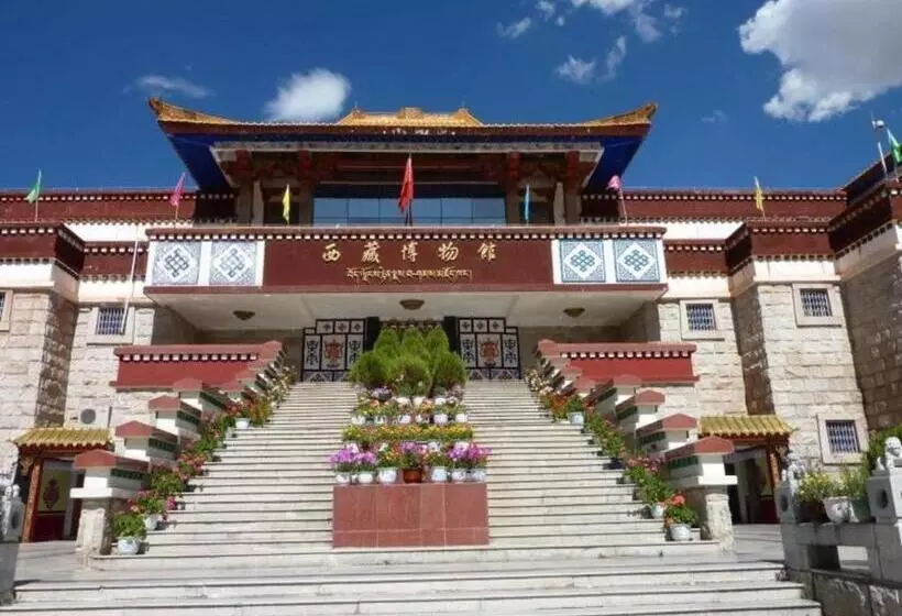 Greentree Alliance Hotel Lhasa Potala Palace Norbulingka