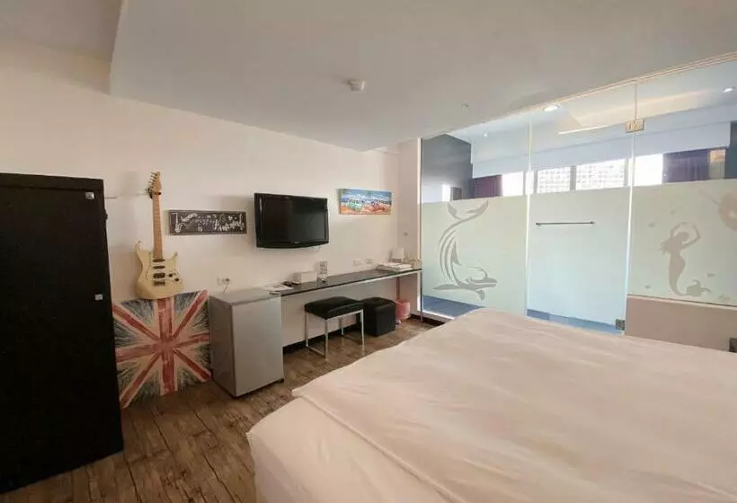 هتل Love River Inn 愛河日央