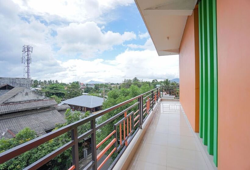 בית מלון כפרי Oyo 2639 Oxy Townhouse