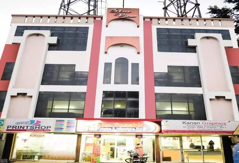 Hotelli Oyo 61077 Star View Guest House