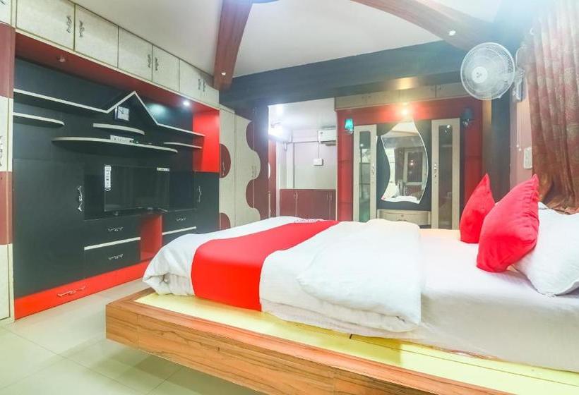 Hotelli Oyo 61077 Star View Guest House