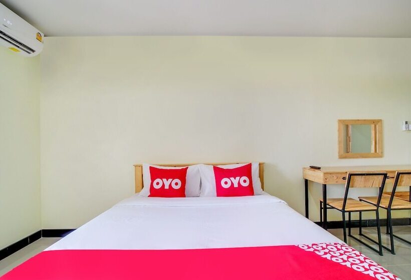 בית מלון כפרי Oyo 878 Sintara Residence