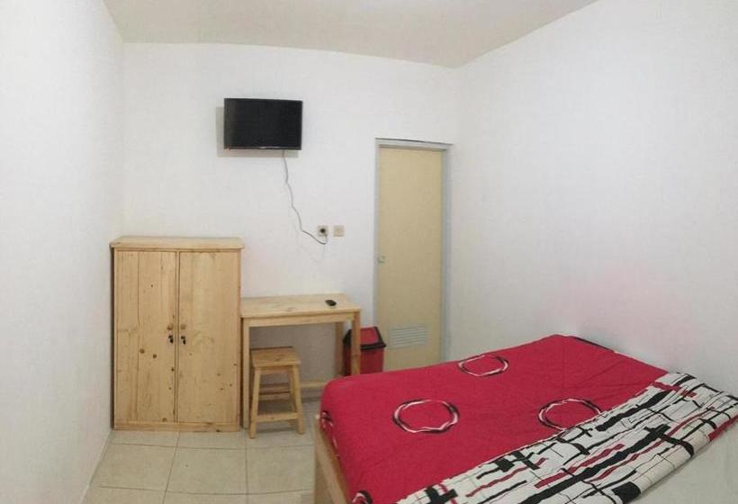 Szálloda Oyo Life 2877 Gardenia Residence 2 Duri Kosambi