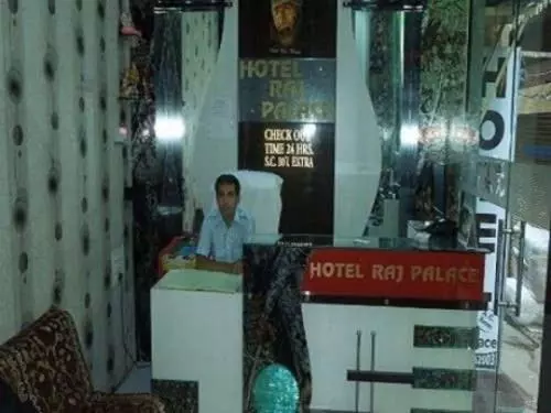 Hotelli Raj Palace