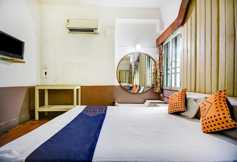 Spot On Hotel Jd Sons