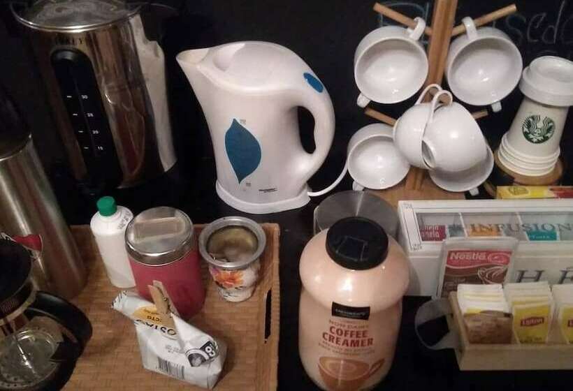 پانسیون Cataleya Hostel