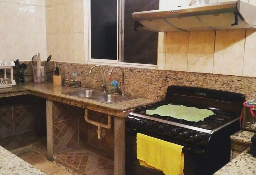 پانسیون Cataleya Hostel