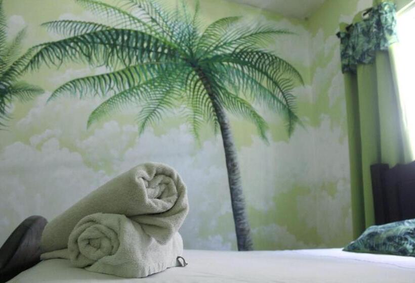 پانسیون Cataleya Hostel