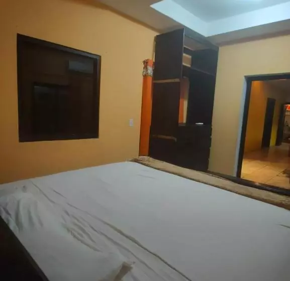 پانسیون Cataleya Hostel