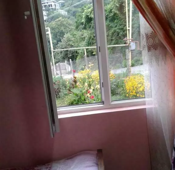 پانسیون Guest House Maka