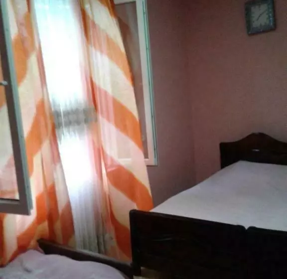 پانسیون Guest House Maka