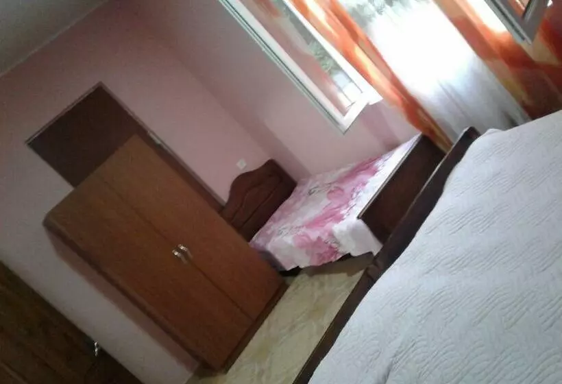 پانسیون Guest House Maka