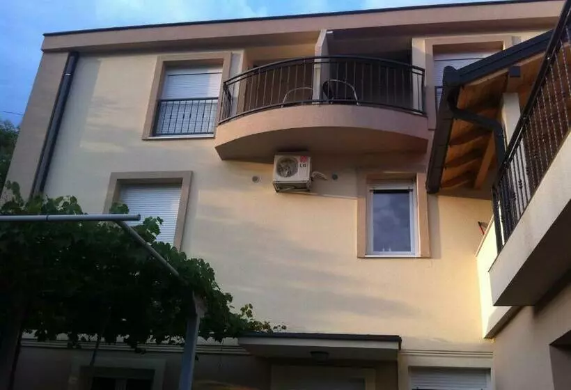 پانسیون Guesthouse Liska