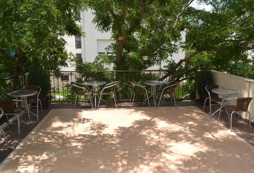 پانسیون Guesthouse Liska