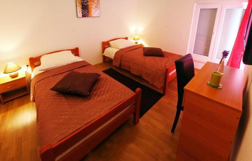 پانسیون Guesthouse Liska