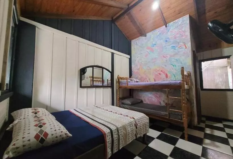 ペンション Pousada E Camping Do Clodo