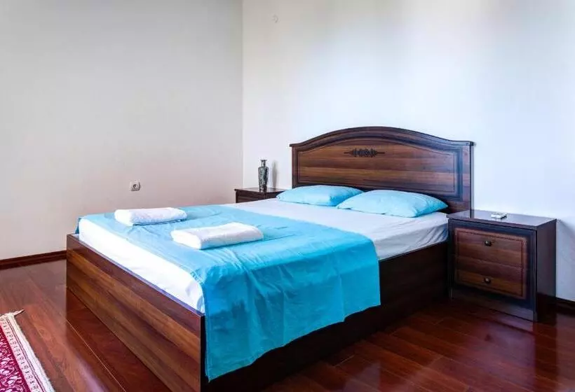 پانسیون Vera Apartments