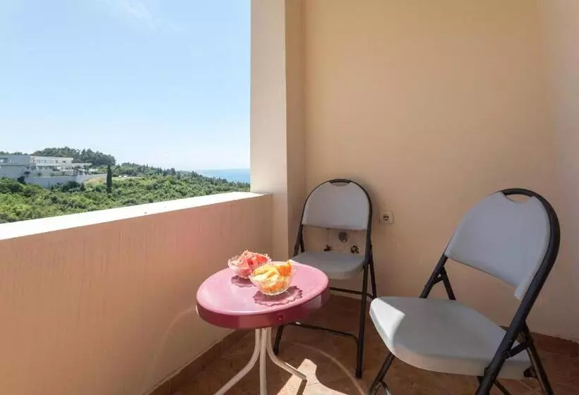 پانسیون Vera Apartments