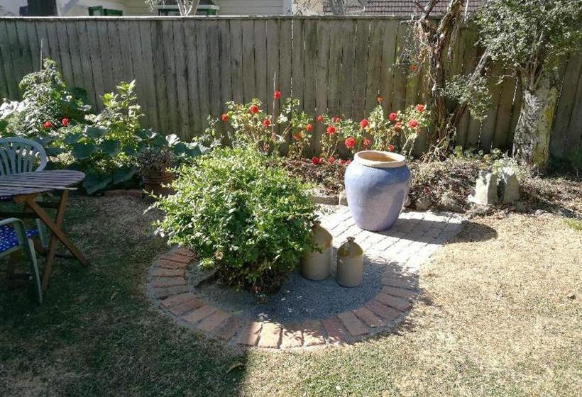 Alberg Honeysuckle House