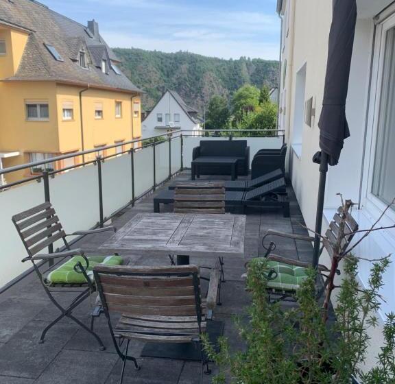 ユースホステル La Maison Vintage