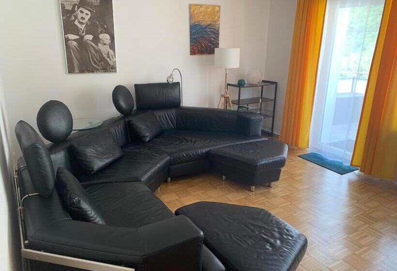 ユースホステル La Maison Vintage