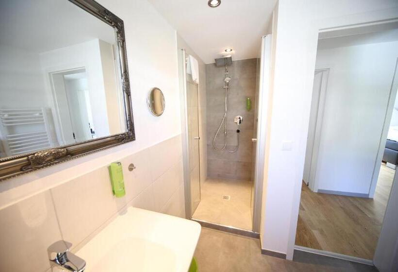 ユースホステル La Maison Vintage