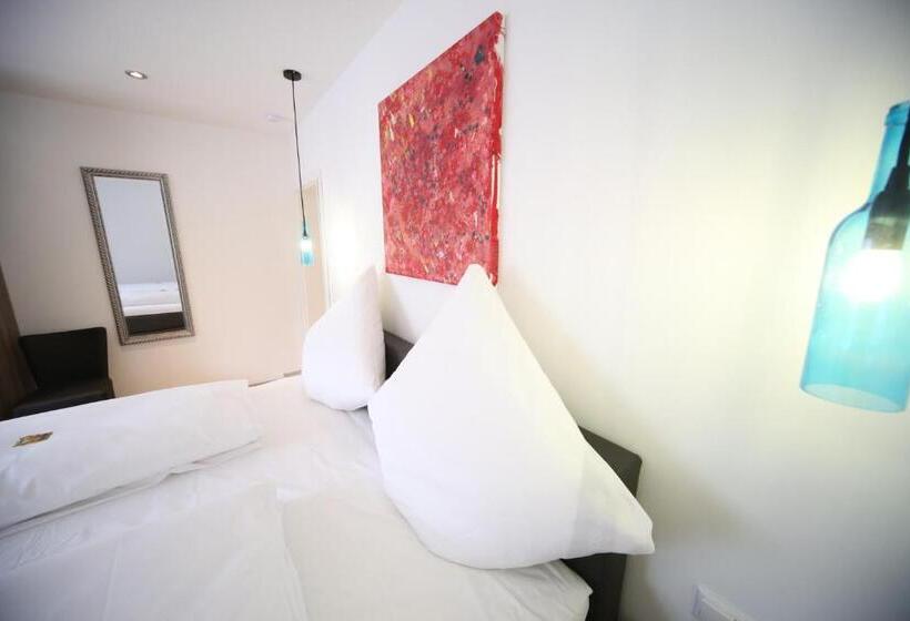 ユースホステル La Maison Vintage