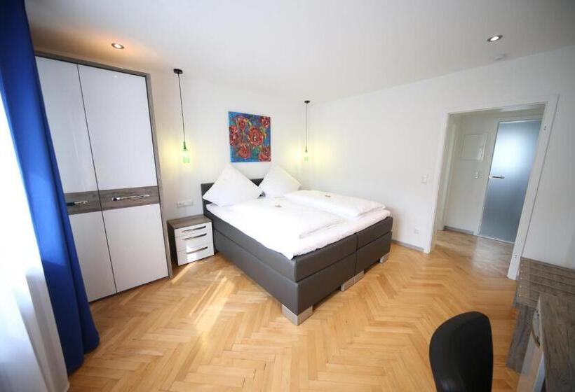 ユースホステル La Maison Vintage