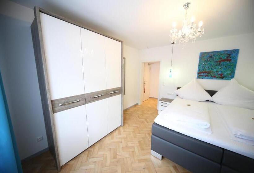 ユースホステル La Maison Vintage