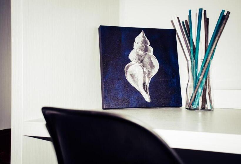 B&b Alto Salento   Pool And Sun