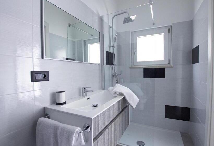 B&b Alto Salento   Pool And Sun