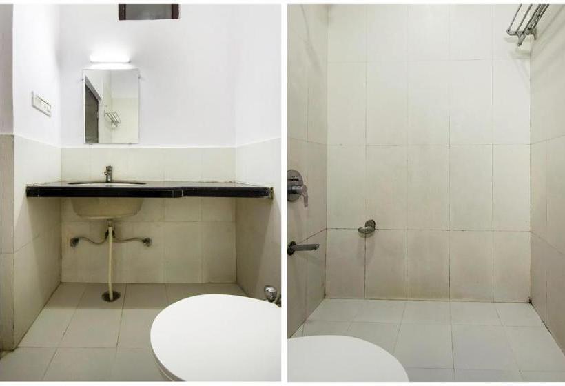 Hotel Oyo 43484  Real Residency