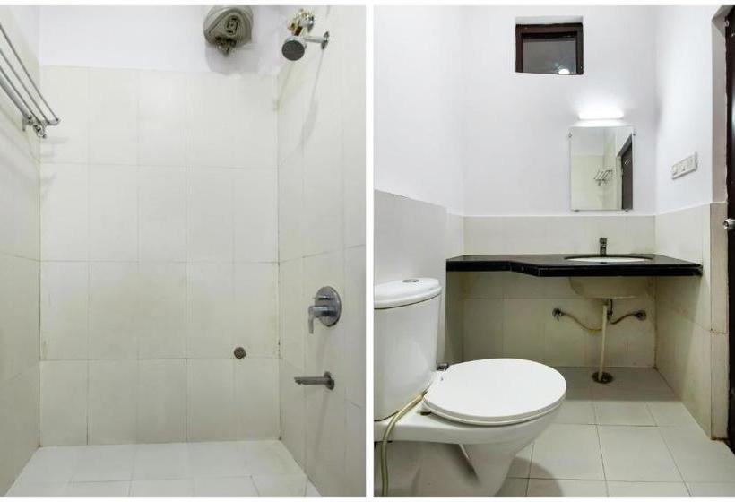 Hotel Oyo 43484  Real Residency