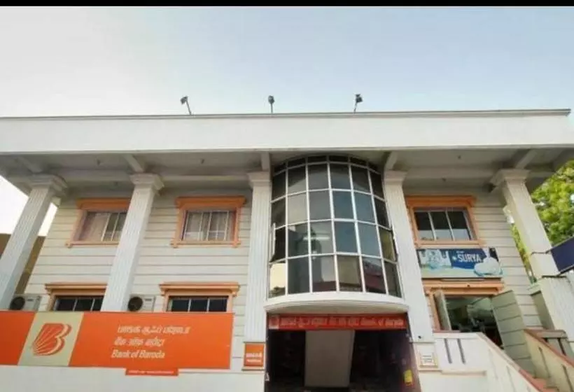 هتل Ravi Krishna Inn