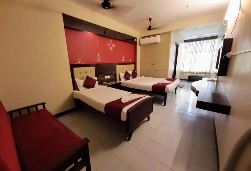 Hotel Ravi Krishna Inn