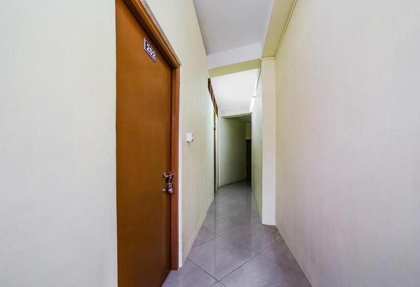 هتل Shillong Guest House