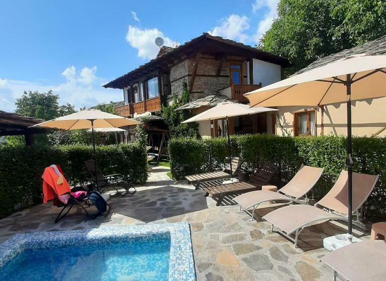 Pensão семеен хотел скендерова къща