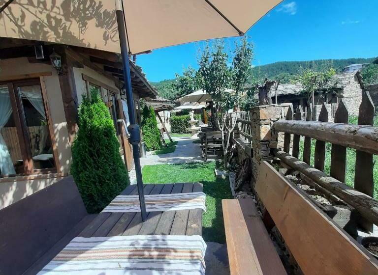 Pensão семеен хотел скендерова къща