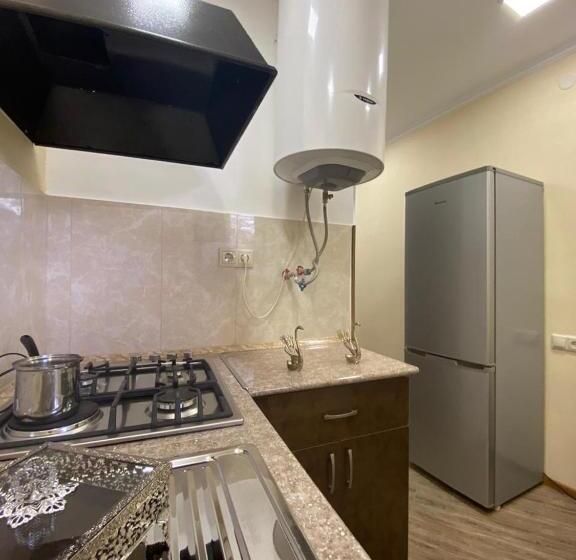 پانسیون Green Garden