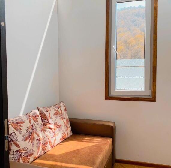 پانسیون Green Garden