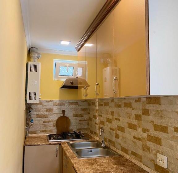 پانسیون Green Garden