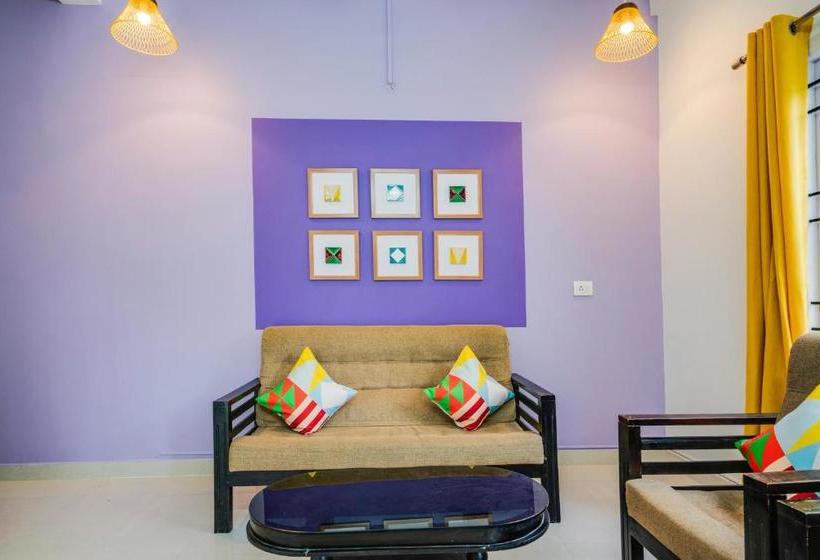 ペンション Oyo Home 45296 Highness Apartment