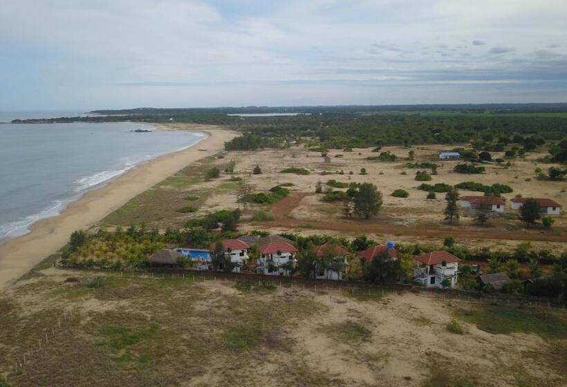 بنسيون Whisky Point Surf Cabana