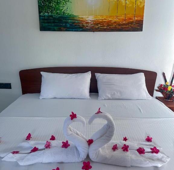 بنسيون Whisky Point Surf Cabana