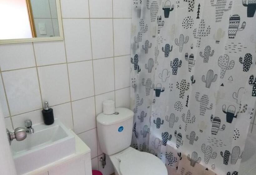 הוסטל Hostal Maria Casa