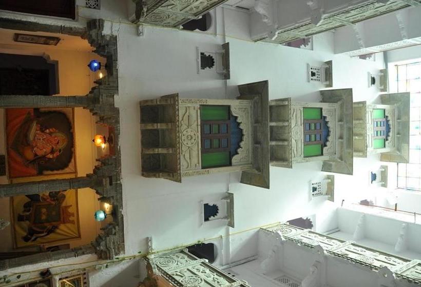 Hôtel Gangaur Palace