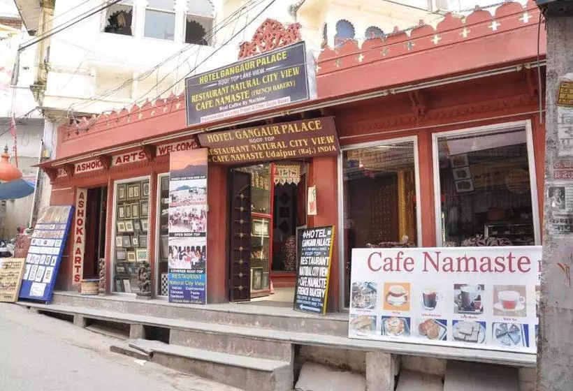 ホテル Gangaur Palace