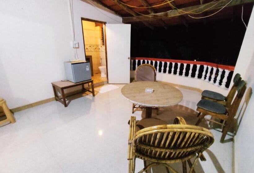 Hotel Maria Paulo Guest House Bar And Restaurant