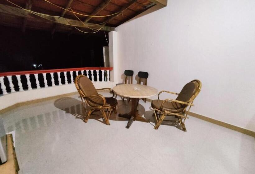 Hotel Maria Paulo Guest House Bar And Restaurant