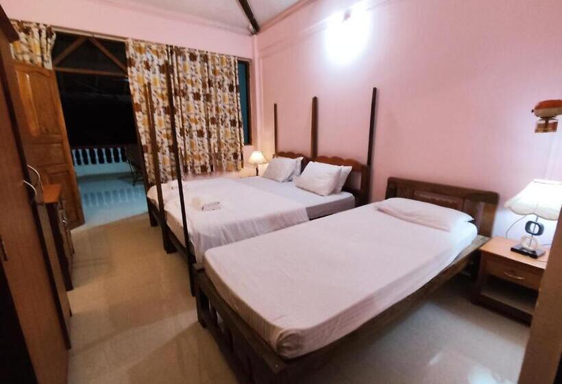 Hotel Maria Paulo Guest House Bar And Restaurant